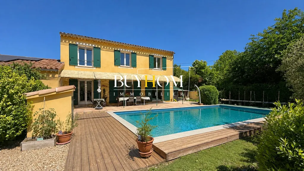Piscine - Villa Familiale avec Piscine au Partage des Eaux à L'Isle-sur-la-Sorgue