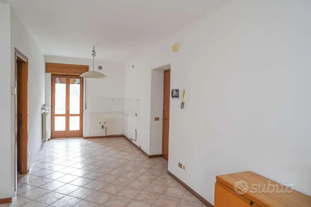 Appartement 3 pièces à IT