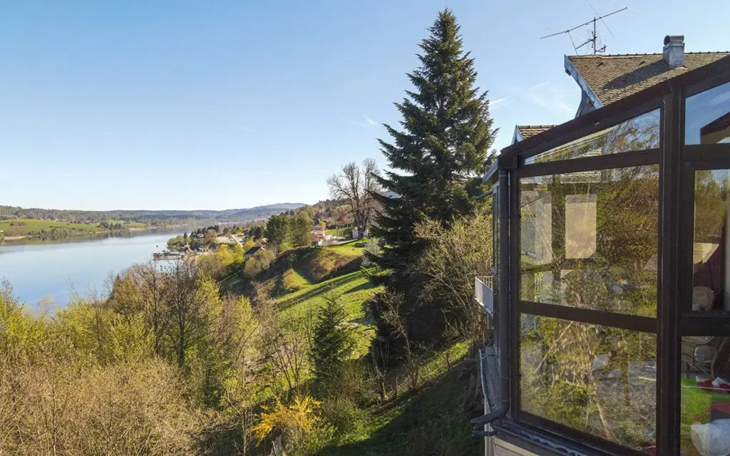 Rõdu - 1930s House with Lake View in Malbuisson