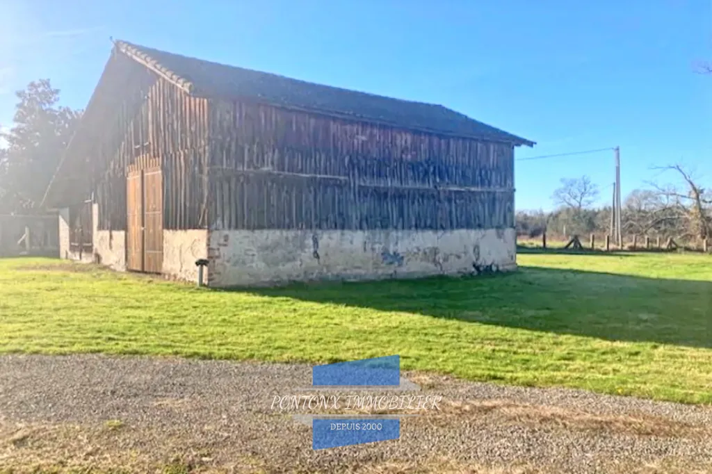 Extérieur - Pavillon à Moderniser avec Dépendance à Bégaar