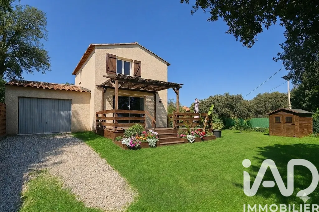 Garden - Charming House with South-Facing Terrace in Seillons-Source-d'Argens
