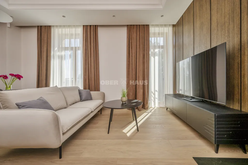 Séjour - 3-Bedroom Apartment with Park View in Vilnius
