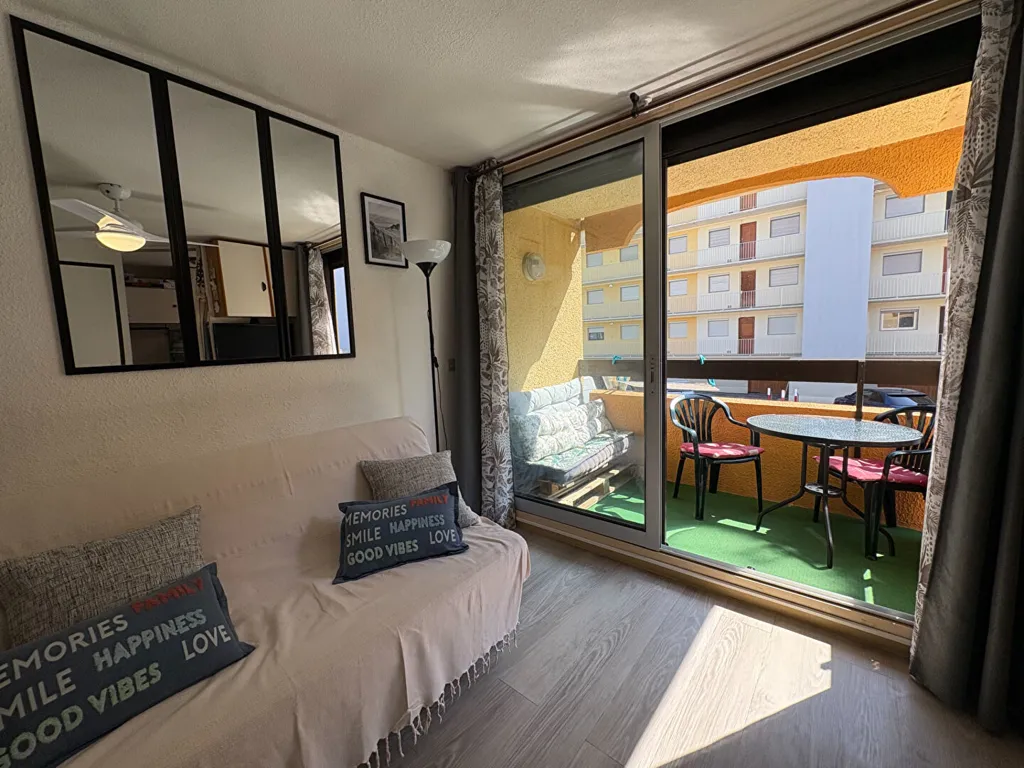 Séjour - Studio Cabine Meublé à Saint-Cyprien Plage