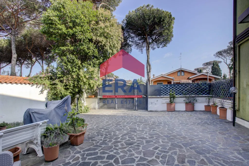 Terrasse - Apartment with Balcony in Central Infernetto, Rome