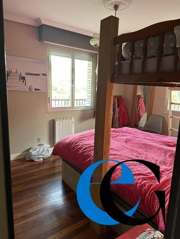Chambres - Apartment with Balcony in Aia