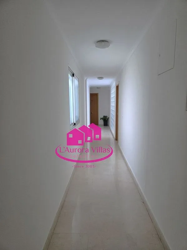 Esik - Duplex Apartment with Terrace in Pedreguer