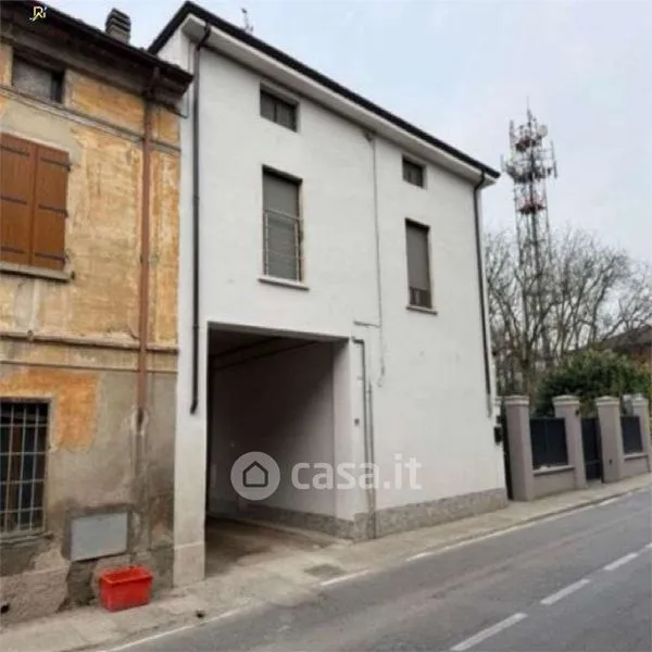 Välivaade - Three-Level Townhouse with Courtyard in San Giovanni in Croce