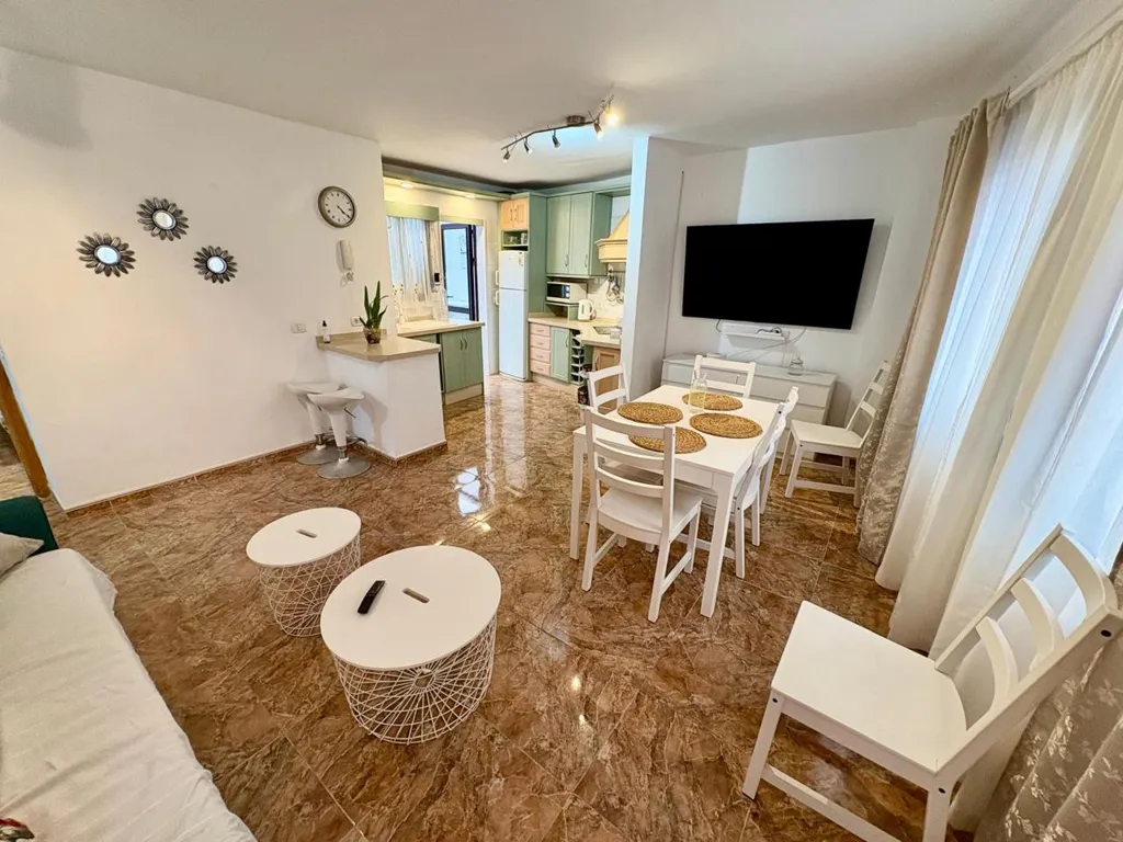 Soggiorno - Ground Floor Apartment with Terrace in Bajamar