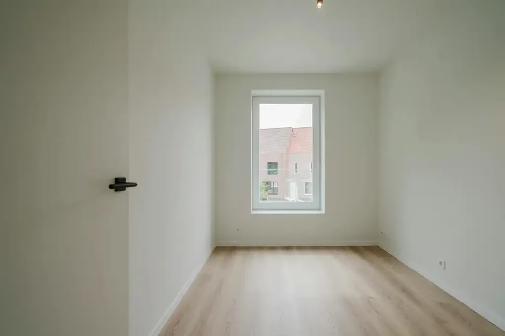 other_room