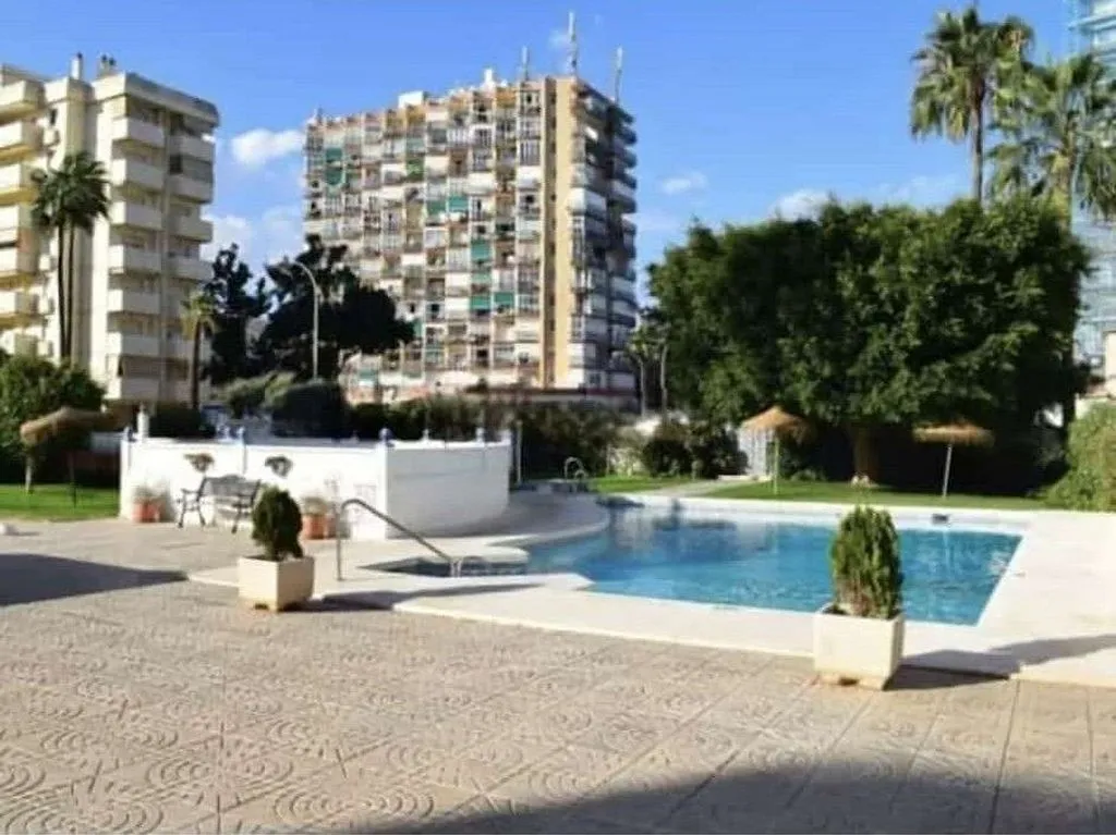 Piscine - Apartment with Pool and Terrace in Torrequebrada