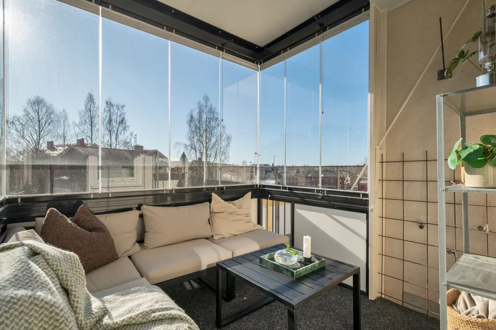 Balcon - Apartment with Balcony in Getbergsvägen