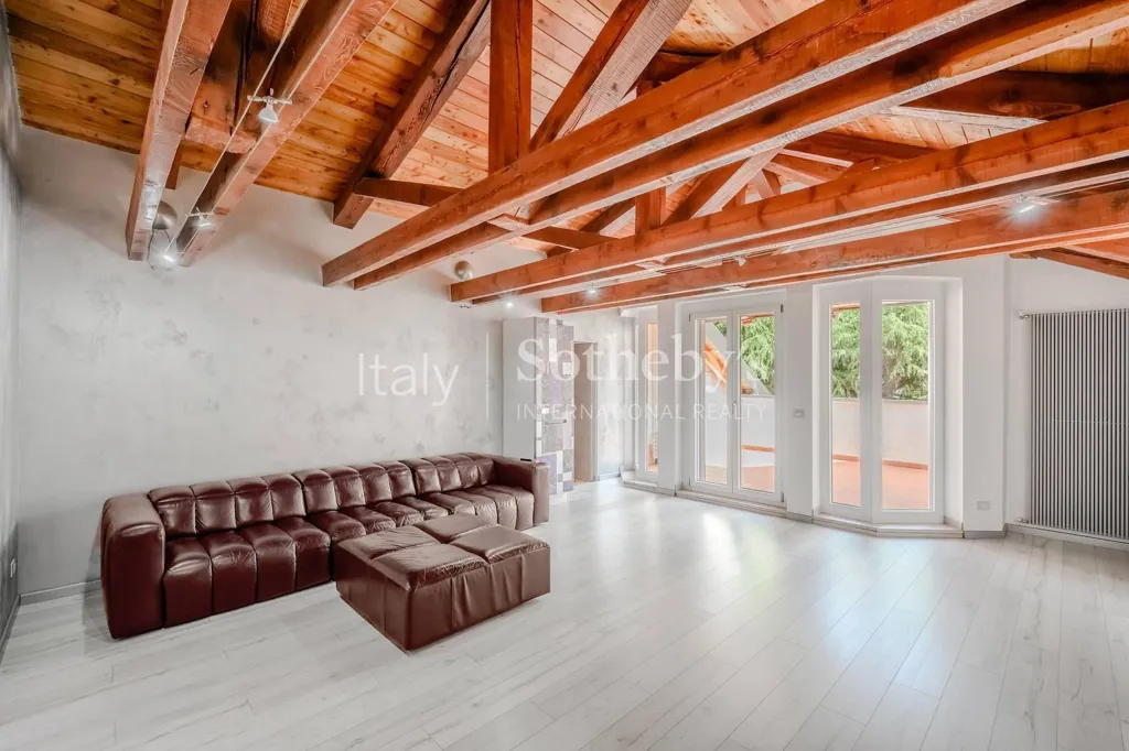 Elutuba - Luxury Villa Apartment with Panoramic Views in Turin