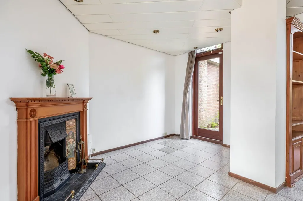 Séjour - 5-Bedroom House with Garden in Rhoon