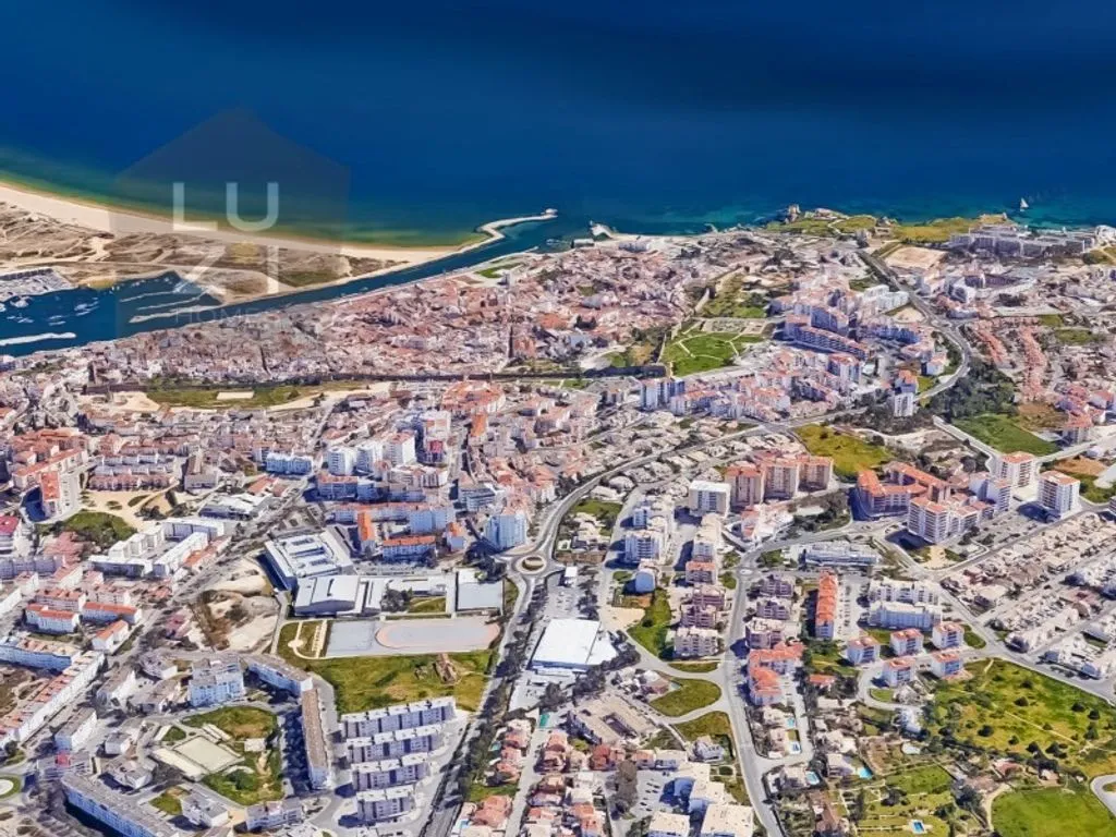 Õhuvaade - Development Land with Windmill in Lagos