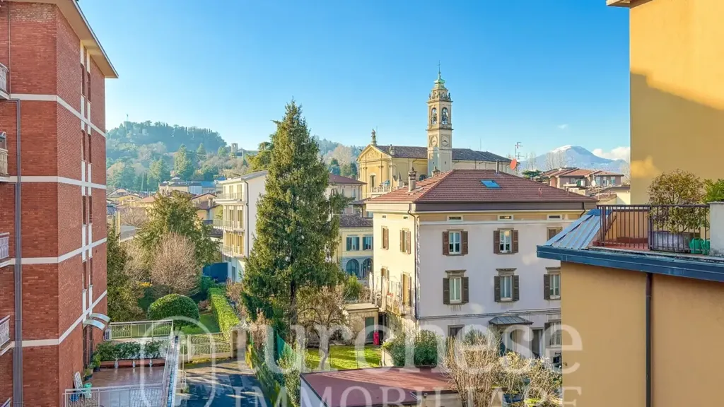 Balcony - Modernised Two-Bedroom Apartment in Bergamo