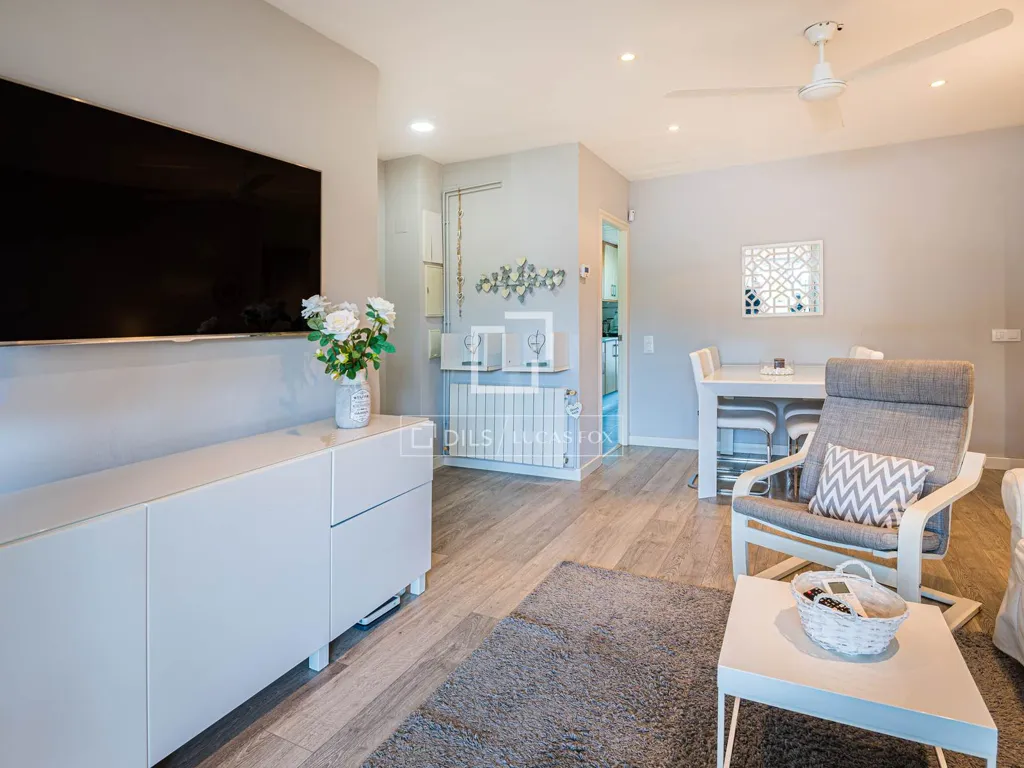 Elutuba - Luxury Flat with Pool in Gavà Mar