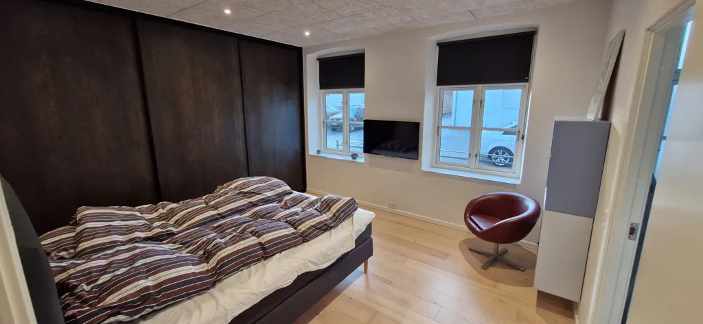 Magamistoad - Charming Townhouse with Balcony in Varde Centre