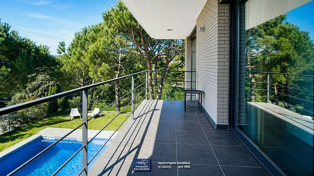 pool_area