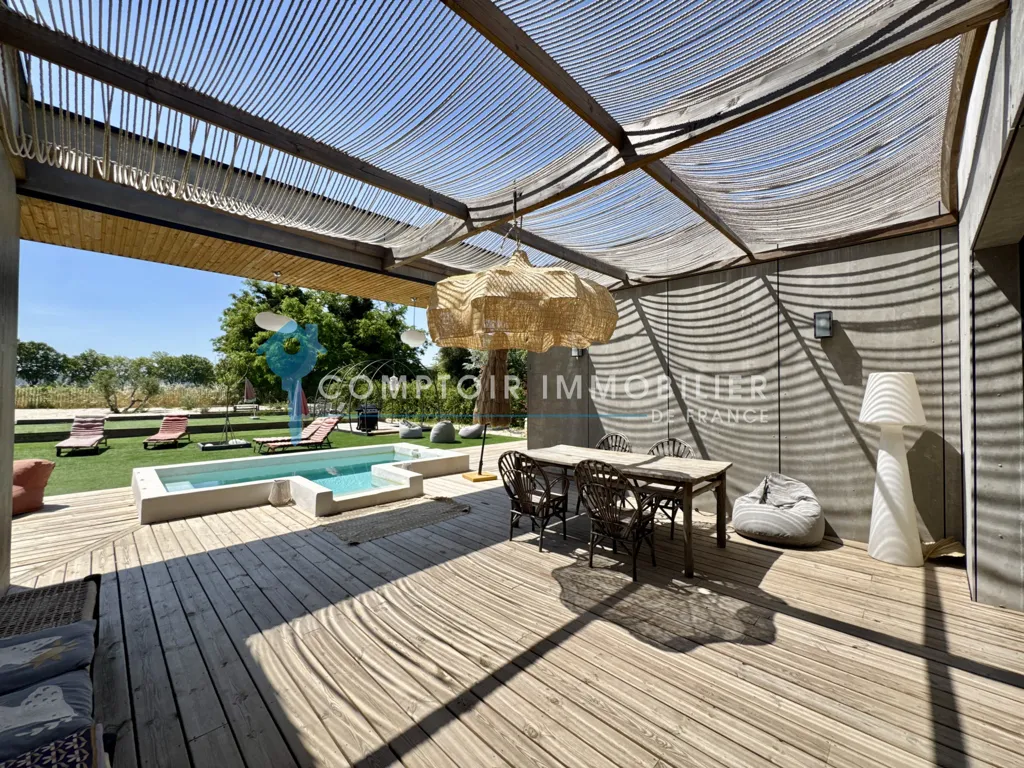 Terrasse - Maison Luxueuse avec Vue sur St Côme à Clarensac
