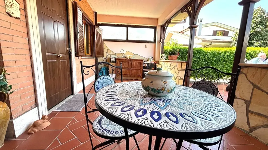 Terrazza - Bifamiliar Villa with Garden in Ardea