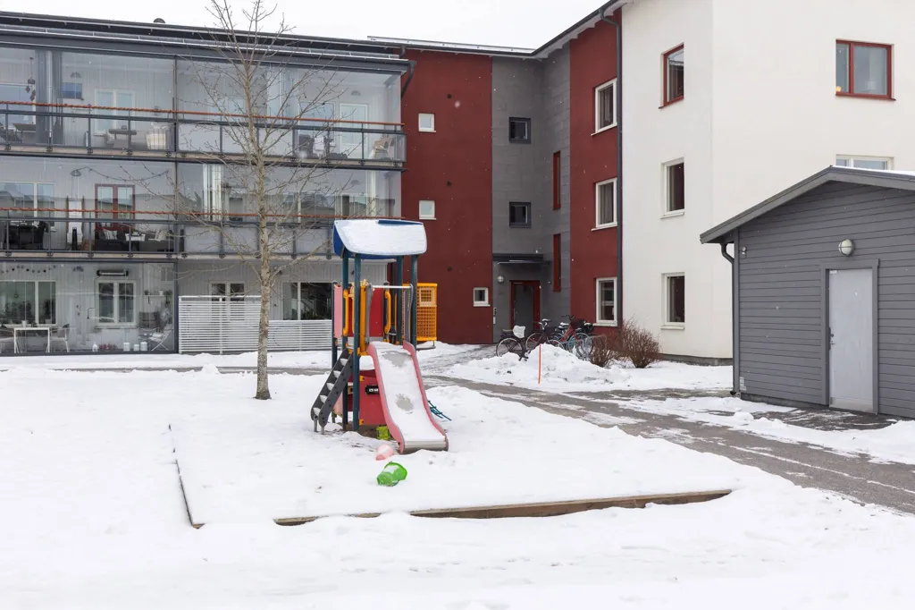 5-toaline korter asukohas Örebro kommun