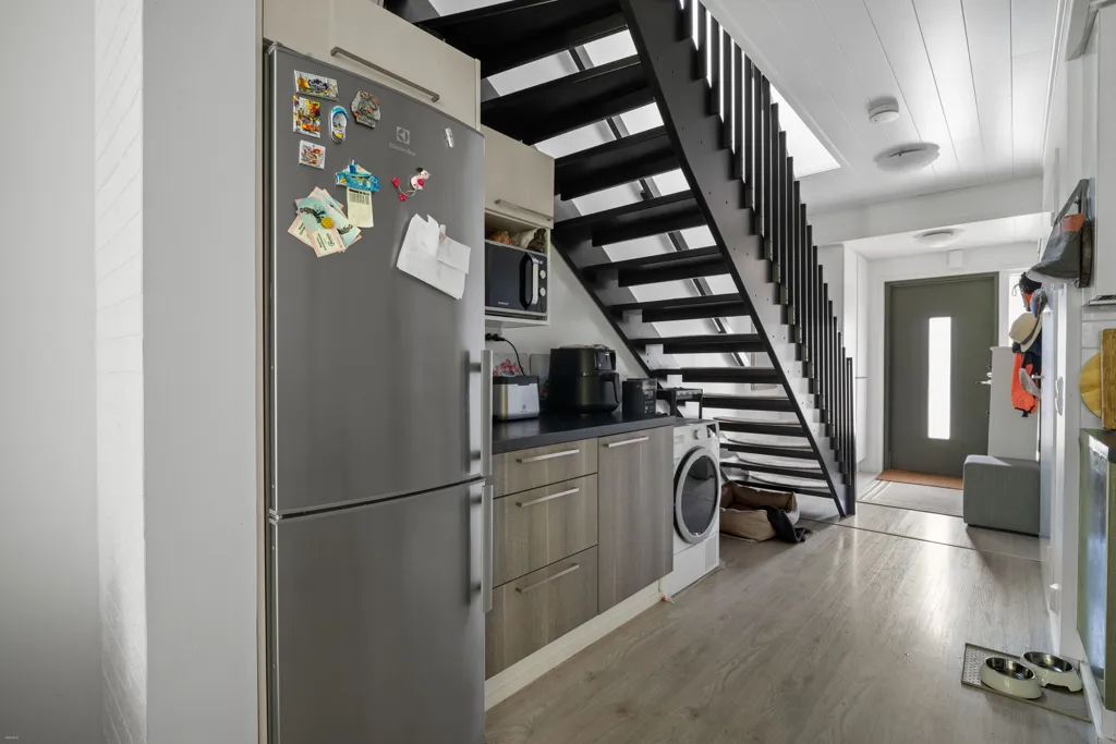 Köök - Modern Apartment with Sauna in Järvenperä