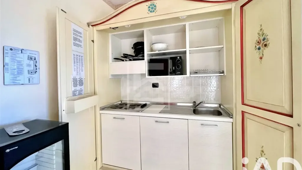 Cuisine - Penthouse with Pool View in Desenzano del Garda