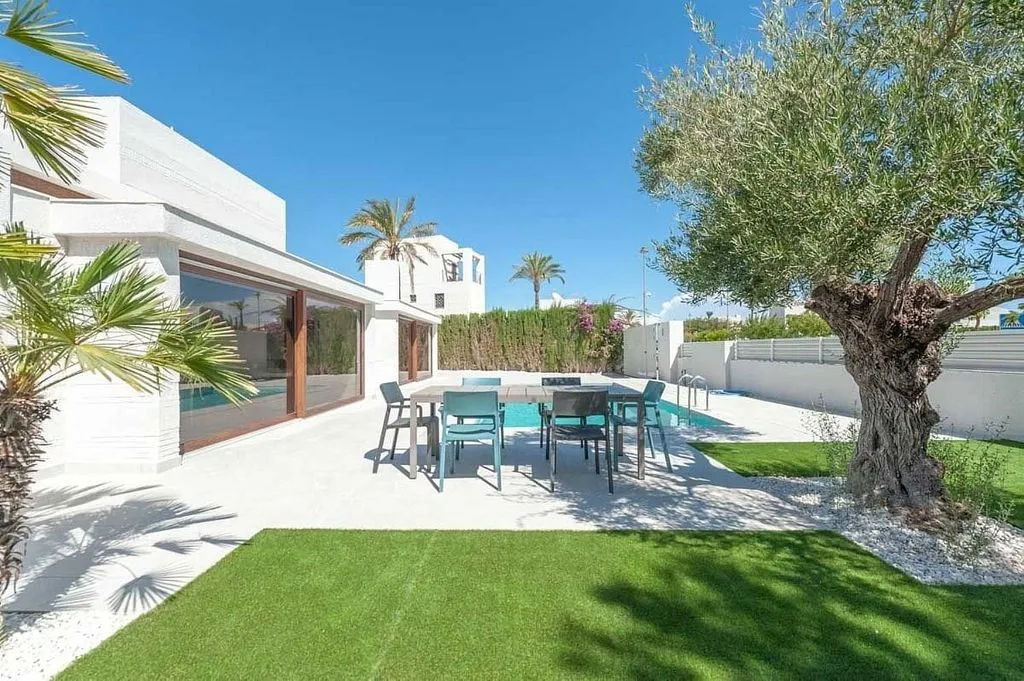 Pool - Luxury Villa with Pool in Peraleja Golf, Murcia