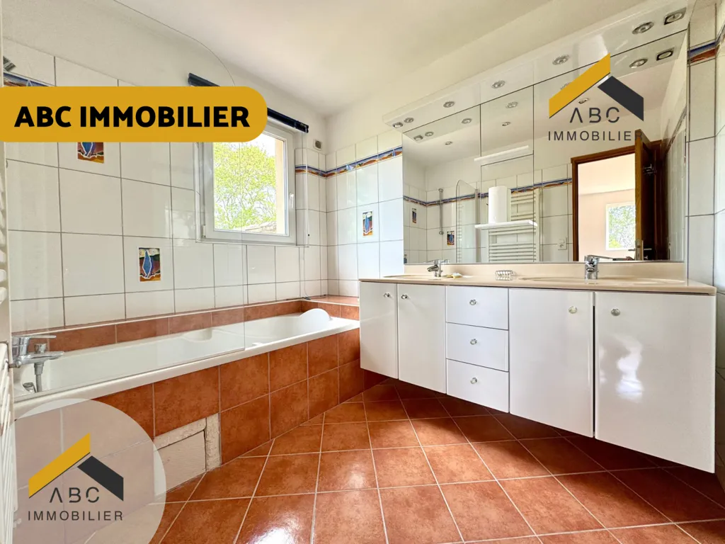 Vannitoad - Villa with Pool on Orange Hill