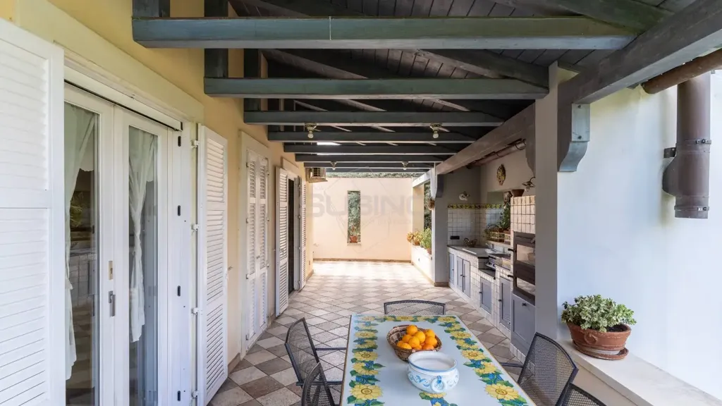 Terrass - Villa with Garden in Siracusa