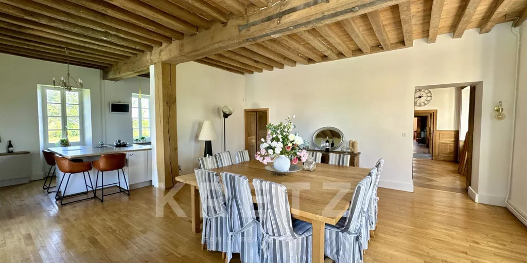Salle à manger - Maison Rénovée avec Piscine dans le Bocage Bourbonnais