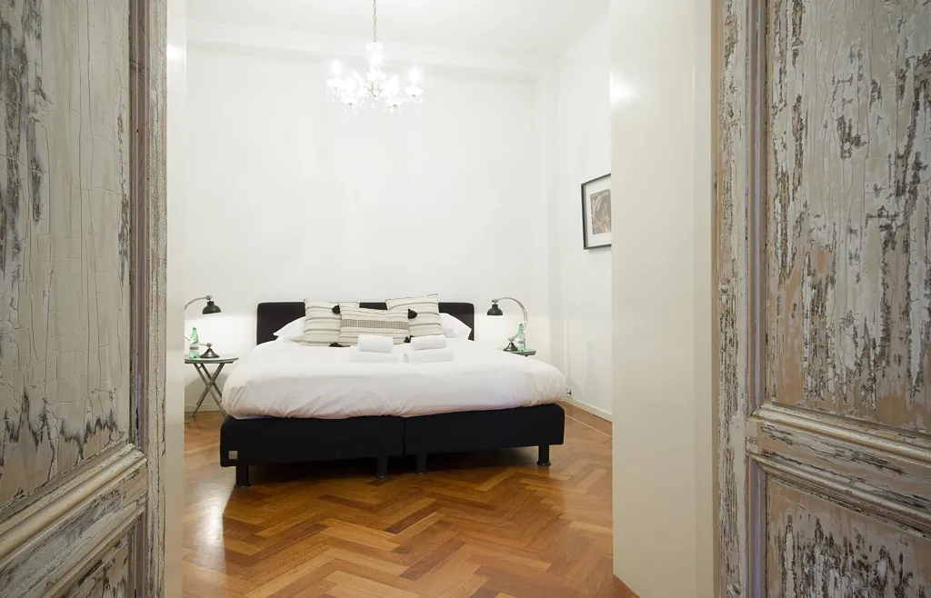Chambres - Ground Floor Apartment on Canal in Nine Streets