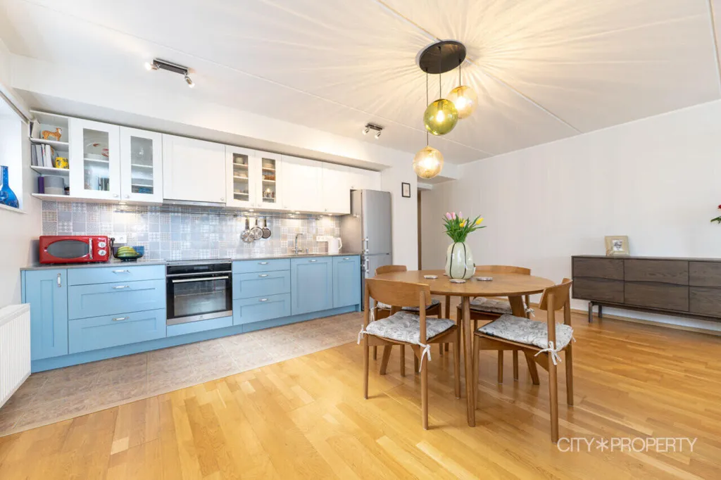 Söögituba - Apartment with Balcony in Viimsi