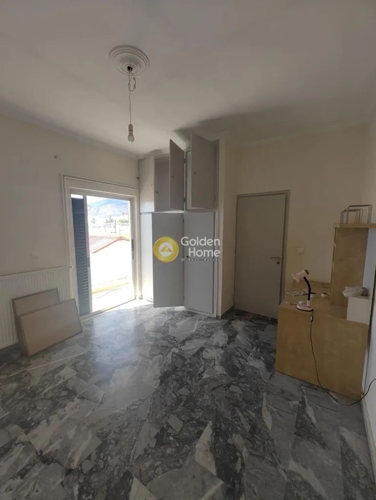 Elutuba - Apartment with Balcony in Menidi, Athens