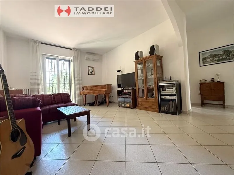 Soggiorno - Apartment with Terrace in Scandicci