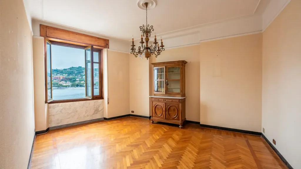 Soggiorno - Seafront Apartment with Terrace in Rapallo