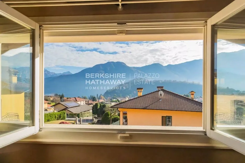 Pièces - Lake View Villa with Garden in Tremezzina