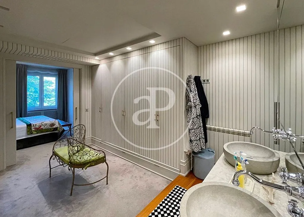 Bagni - Luxury Apartment with High Ceilings in Salamanca