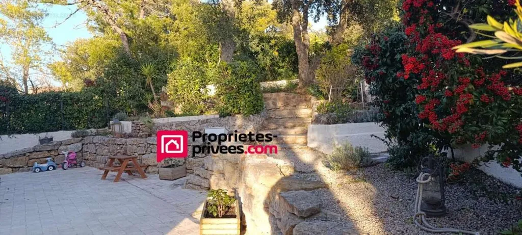 Aed - Villa with Panoramic View in Vidauban