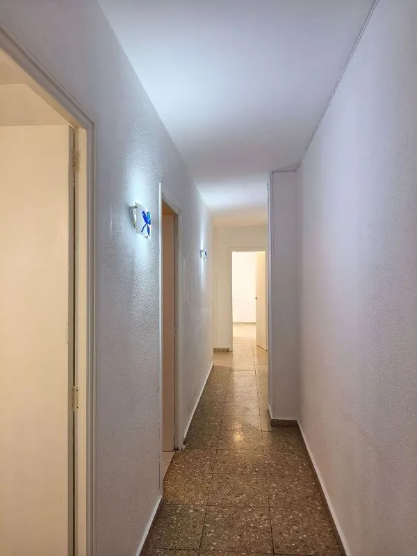 hallway_entrance