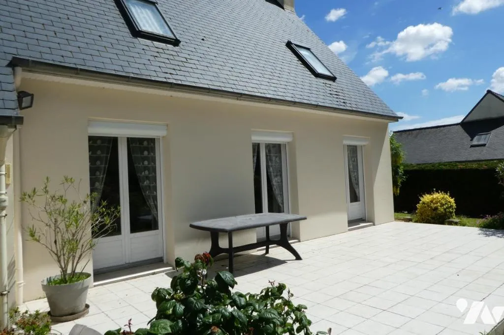 Terrazza - House with West-Facing Terrace near Morlaix