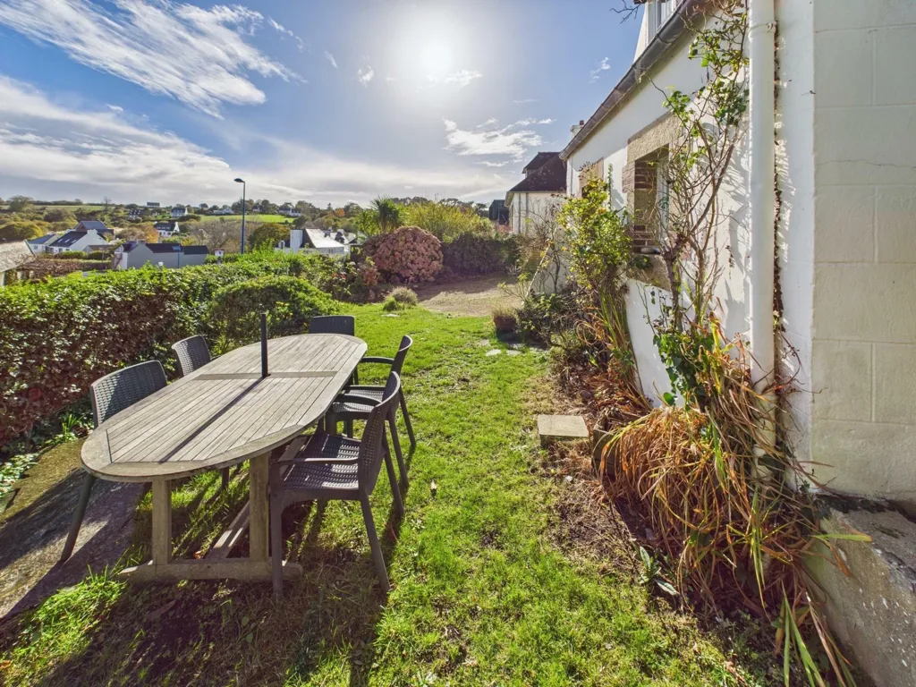 Aed - Charming House with Garden in Plougasnou