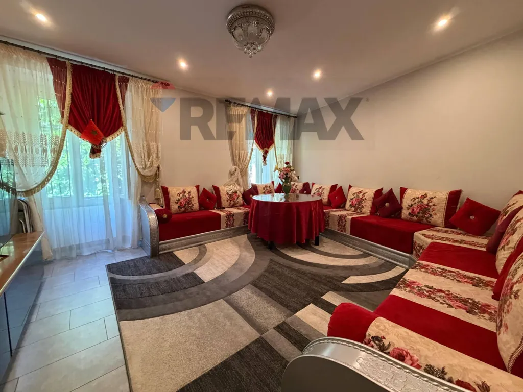 Wohnzimmer - Renovated Apartment with Balcony in Gorlago