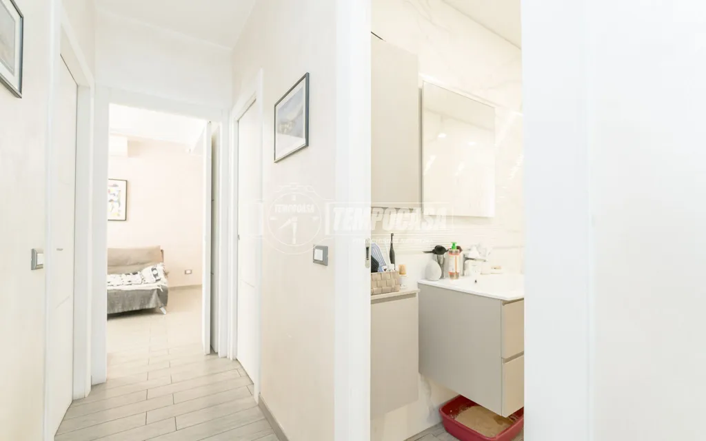 Salles de bain - Quadrilocale with Private Gardens in Milan