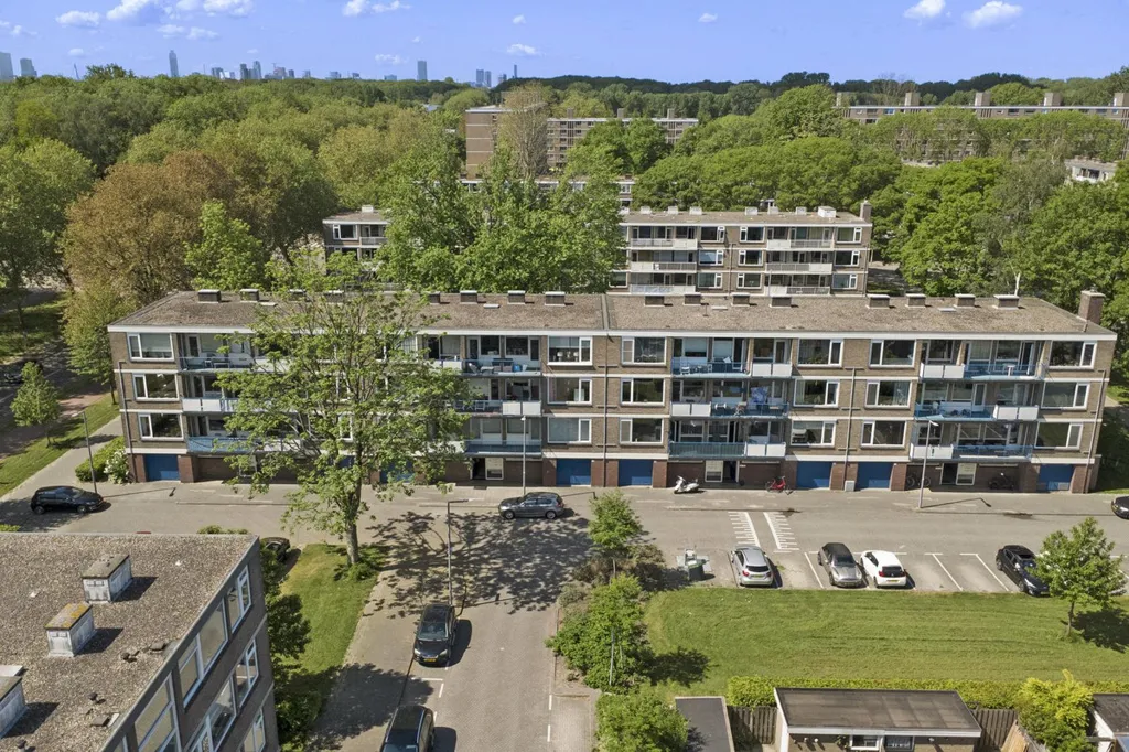 Vue aérienne - Light and Spacious Apartment with Two Balconies in Rotterdam