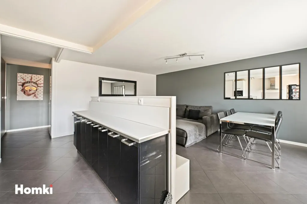 Cuisine - Appartement T4 avec Terrasse et Jardinet à Montmagny