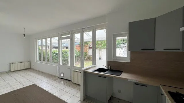 Köök - Echoppe with Garden and Garage in Talence