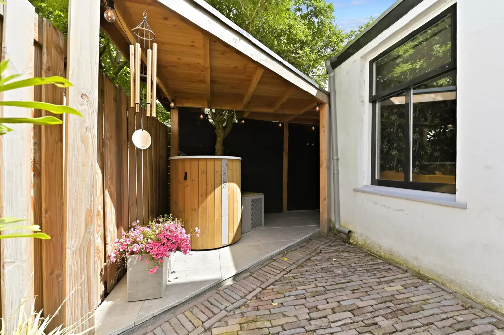 Jardin - Gallery Flat with Water View in Delft