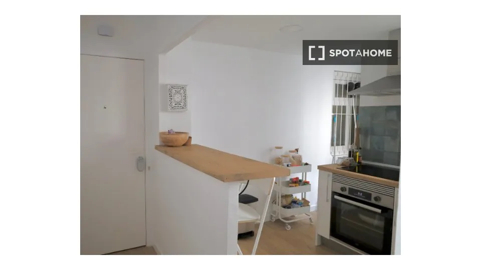 Köök - Shared Room with Kitchen in El Grau, Valencia