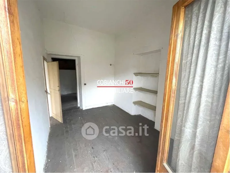 Stanze - Independent House for Renovation in Ghiffa